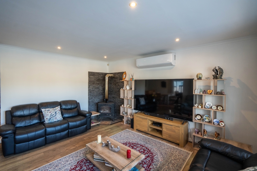 6 Bedroom Property for Sale in Royal Alfred Marina Eastern Cape